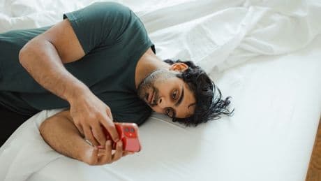 «Pas d'écrans dans la chambre»: et si cette simple règle changeait la donne?