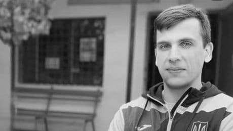 Oleksii Khabarov morto in guerra, il campione di tiro a segno stava combattendo in Ucraina contro l'invasione russa: «Perdita enorme»