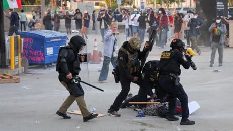 Protestas en Los Ángeles por las redadas de inmigrantes