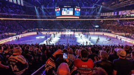 Deutsche Eishockey Liga: Emotionales Finale der Eisbären: "Tobi ist immer bei uns"
