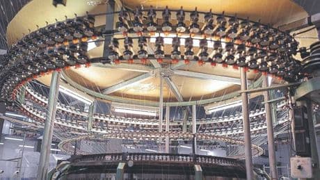 La fabricante de tejidos y prendas para marcas de lujo que vuelve a ganar dinero tras una década en pérdidas (y 75 años de historia)