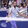 Medvedev komt weg met forse boete voor tirade tijdens nederlaag op US Open