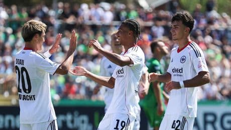 Bundesliga am Samstag - Wer zeigt Frankfurt gegen Bremen live im TV?