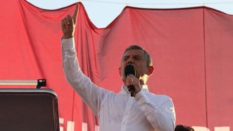 CHP Genel Başkanı Özgür Özel: Suça bulaşan kim varsa yakasına yapışacağız