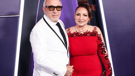 Gloria Estefan en man overwegen rechtszaak om imagoschade in Diddy-schandaal: ’Geruchten doen onze kinderen pijn’