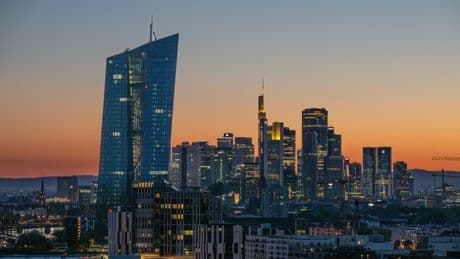 Teuerung: Inflationsrate in der Eurozone verharrt bei 2,2 Prozent