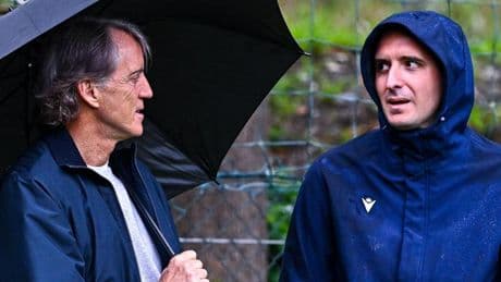 Sampdoria in Serie C, Roberto Mancini: “I tifosi sono speciali. Finché canteranno, il futuro sarà blucerchiato. E io ci sarò sempre”