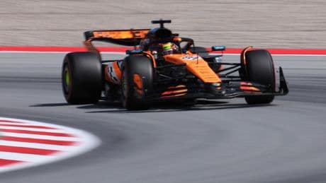 El duelo entre los McLaren en Montmeló está servido, con Piastri en la 'pole'; Alonso saldrá 10.º