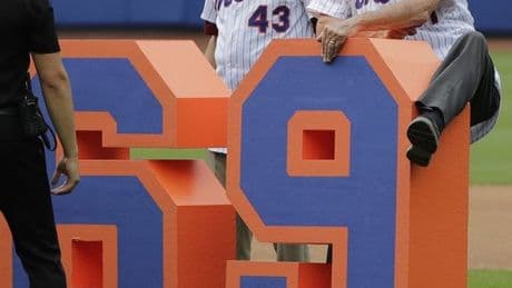 Former major leaguer, Jays doctor Ron Taylor dies