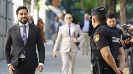 La hija de Pedro Sánchez afectada por una publicación de Alvise declara como perjudicada