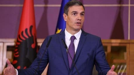 Sanchez’in uçağında teknik arıza: Paris’teki Ukrayna zirvesine gidemedi!