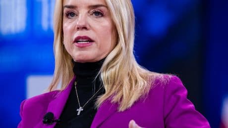 Trump Administration Sues New York Over Law Barring ICE From Courthouses