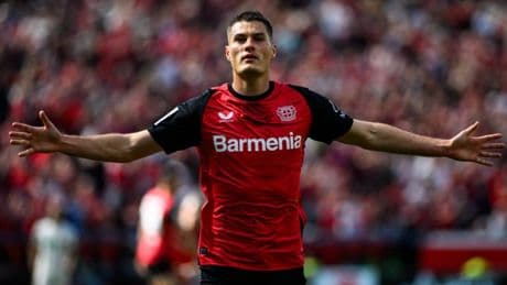 TRANSFER HABERİ: Bayer Leverkusen Patrik Schick'in sözleşmesini uzattı!