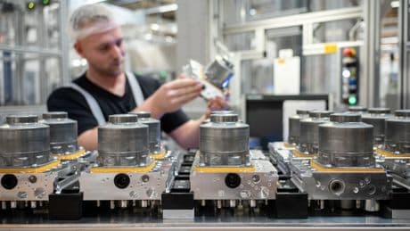 Continental-Autochef: „Die deutsche Autoindustrie steht das durch“