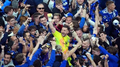 2. Fußball-Bundesliga: Endlich wieder Bundesliga: HSV im Partyrausch zum Aufstieg