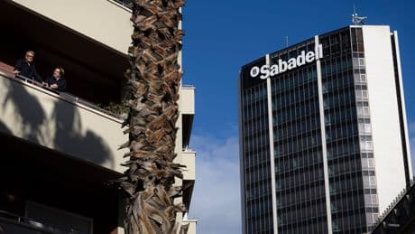 El Sabadell mete más presión a la opa y dispara el beneficio del primer trimestre un 58%
