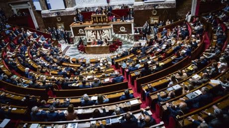 Réforme des retraites : deux ans après le passage en force du gouvernement, les députés obtiennent enfin un vote
