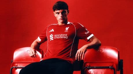 Liverpool, Parma'dan genç stoper Giovanni Leoni'yi transfer etti