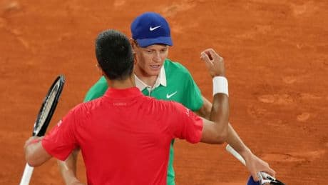 Halbfinale der French Open: Zerstörer schlägt Altmeister