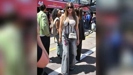 Sofía Vergara: Formel-1-Rennen im Spitzenbustier