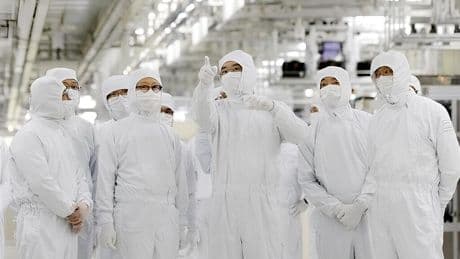 La filial de fabricación de chips de Samsung camina en la cuerda floja. Tesla va a salvarla del colapso