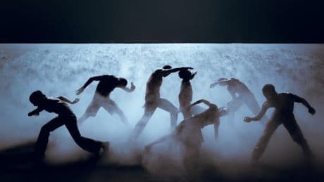 „Mirage“: Tanztheater von Jalet und Nawa auf Kampnagel