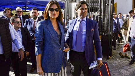 Fran Rivera, Lourdes Montes o Inés Domecq no se pierden la corrida de Morante y Juan Ortega en Sevilla