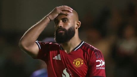 <p>Manchester United, eliminazione clamorosa dalla Coppa di Lega: vince il Grimsby Town dopo 26 rigori!</p>