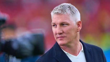 "Herausfordernde Zeiten": Bastian Schweinsteiger wird während Auftritt persönlich
