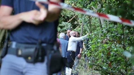 Roma, neonata trovata morta a Villa Pamphili. A pochi metri di distanza una donna senza vita in un sacco nero
