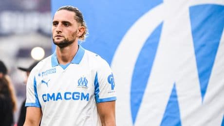 "Une ville et un club unique en France": Rabiot s'adresse aux supporters de l'OM après son départ polémique