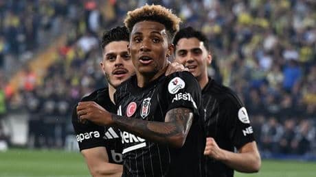 Beşiktaş Başkanı Serdal Adalı'dan Gedson ve transfer açıklaması: Benim oyuncum zaten!