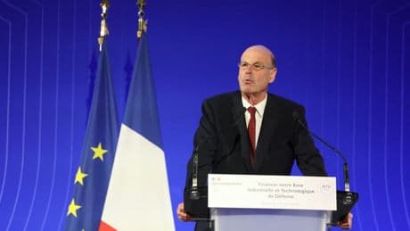 Ce sera 5 milliards d'euros de plus: face à l'ampleur des déficits, le gouvernement relève son objectif d'économies