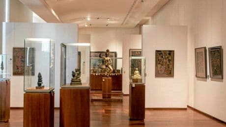 Le musée Guimet a-t-il effacé le Tibet pour complaire à Pékin ?