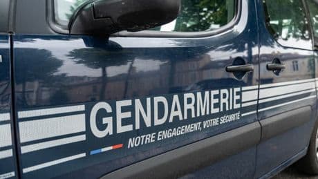 "Recherche propriétaire": un seau contenant des centaines d'euros trouvé à Clermont-Ferrand, la gendarmerie lance un appel