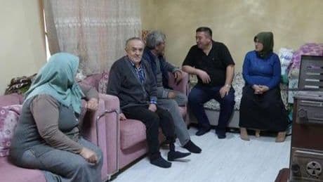 2 yıl önce kabusu yaşadılar! 6 kişilik aile köy okulunda kalıyor