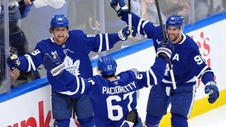 Leafs top Panthers in Game 1, lose Stolarz
