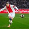Voetbalpodcast | ‘Salaris van Jordan Henderson werd een molensteen om de nek van Ajax’