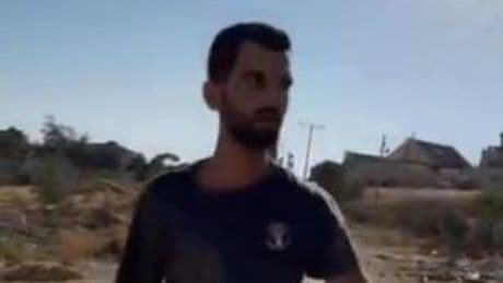 Un colono israelí mata a un activista que ayudó a grabar el documental sobre Palestina que ganó un Oscar, 'No Other Land'