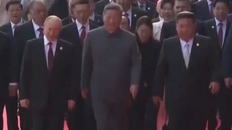 In a ‘Hot Mic’ Moment, Xi and Putin Muse About Immortality and Organ Transplants