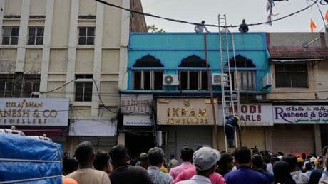 Building fire kills 8, injures others in southern India