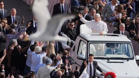 The rules behind Pope Leo remaining a US citizen now he’s a foreign head of state