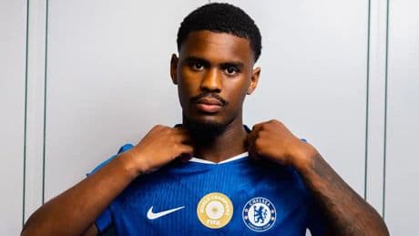 Chelsea'den sol beke genç yetenek!