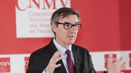La CNMV moviliza a Gobierno, empresas e inversores para acelerar las salidas a Bolsa