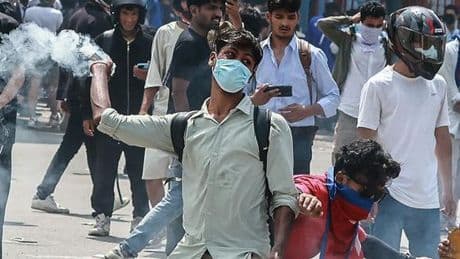 Au Népal, au moins dix-neuf personnes ont été tuées lors d’une manifestation contre le blocage des réseaux sociaux ; l’ONU réclame l’ouverture d’une enquête