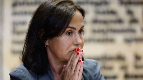 La UCO registra las casas de la expresidenta de Adif y del exdirector de Carreteras por el caso Koldo