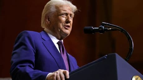 Donald Trump annonce un décret pour faire baisser les prix des médicaments aux Etats-Unis