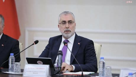 Bakan Işıkhan’dan Türk-İş Başkanı Atalay’a yanıt: ‘Verdiğimiz teklifi farklı noktalara çektiler’