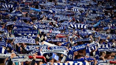 Verräterisches Zeichen bei Insta - Wird ER neuer Schalke-Trainer?