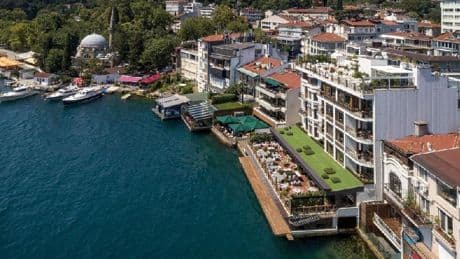 Aralarında ünlü otel ve restoranlar da var: İstanbul Boğazı'ndaki ruhsatsız eklentiler yıkılacak!